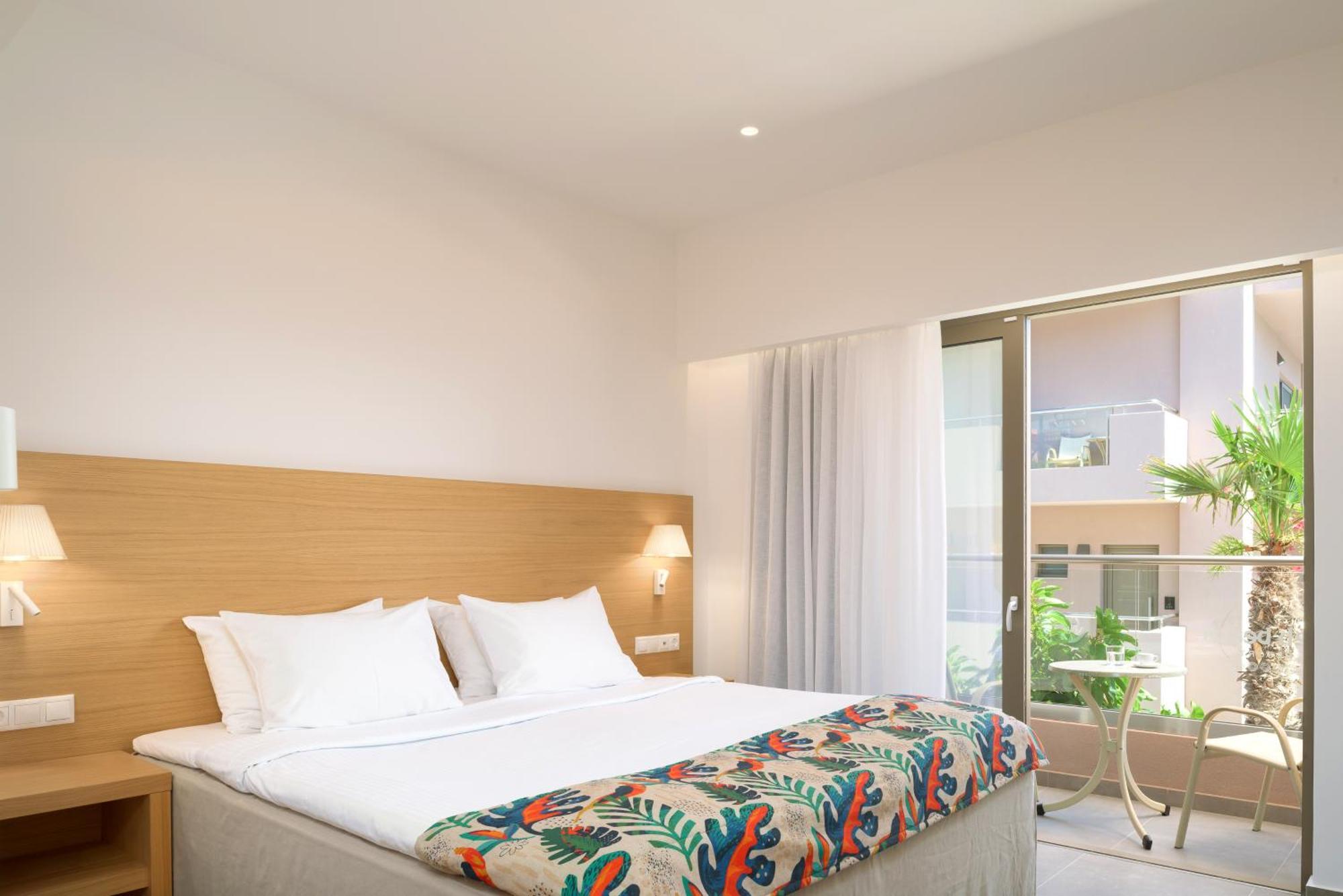 High Beach Resort Malia  Luaran gambar